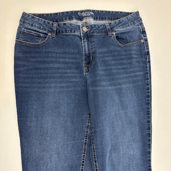 Maurices Mid Rise Bootcut Women's size 16W Dark Wash Blue Denim Jeans - Picture 2 of 5